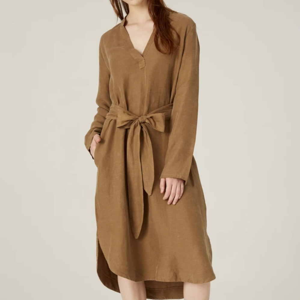 Filosofia Julia Dress NWT